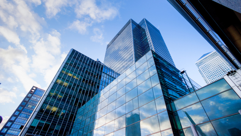 Commercial window glass storefront installation